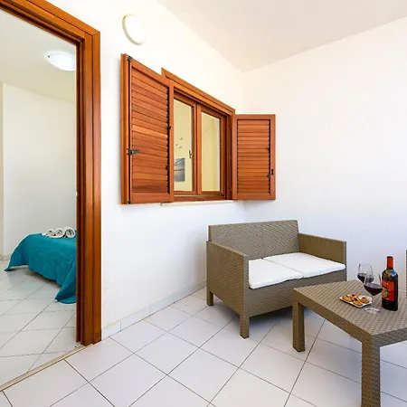 Apartment Bilocale Piano Terra A 400 Mt Dal Mare